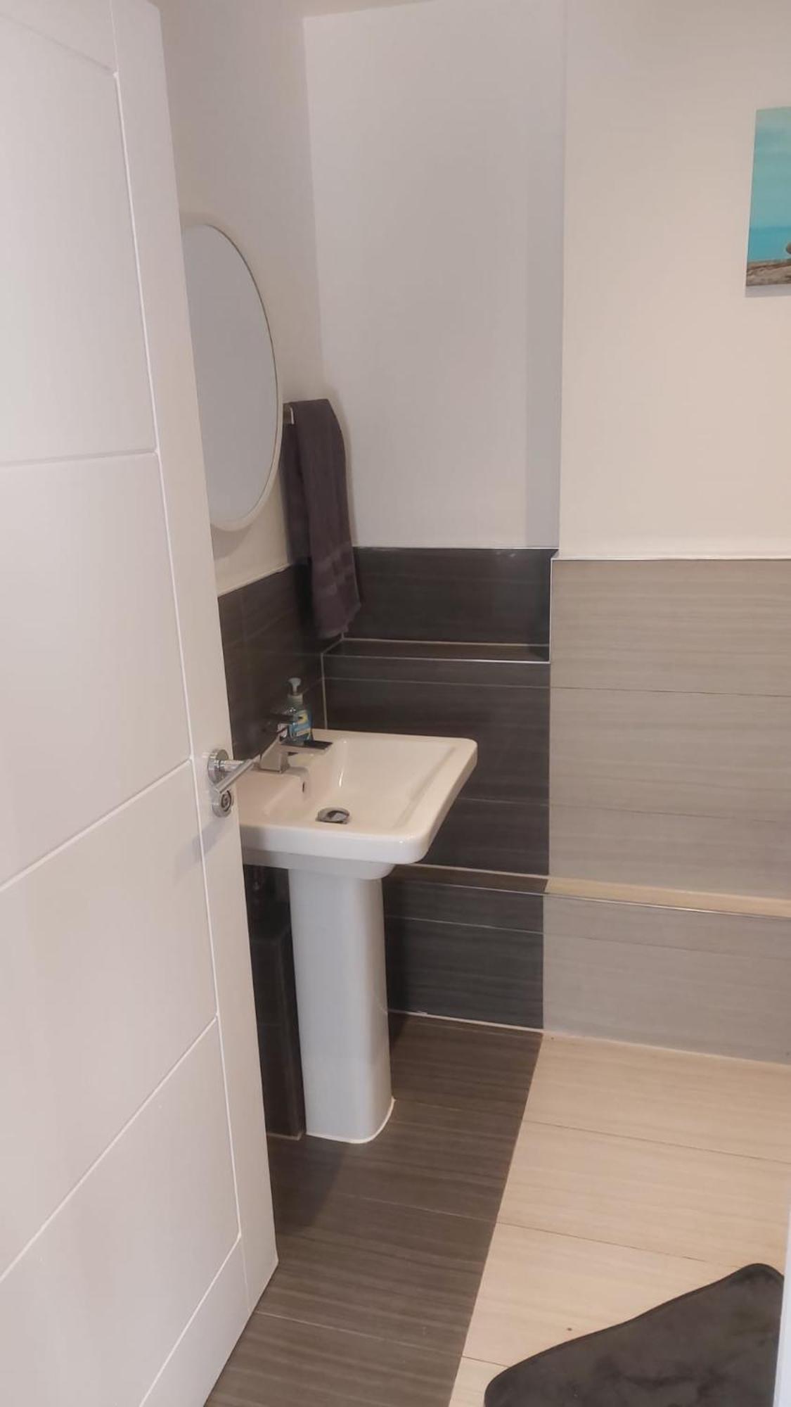 Spacious Studio Maidstone - Redecorated Oct 2023 Экстерьер фото