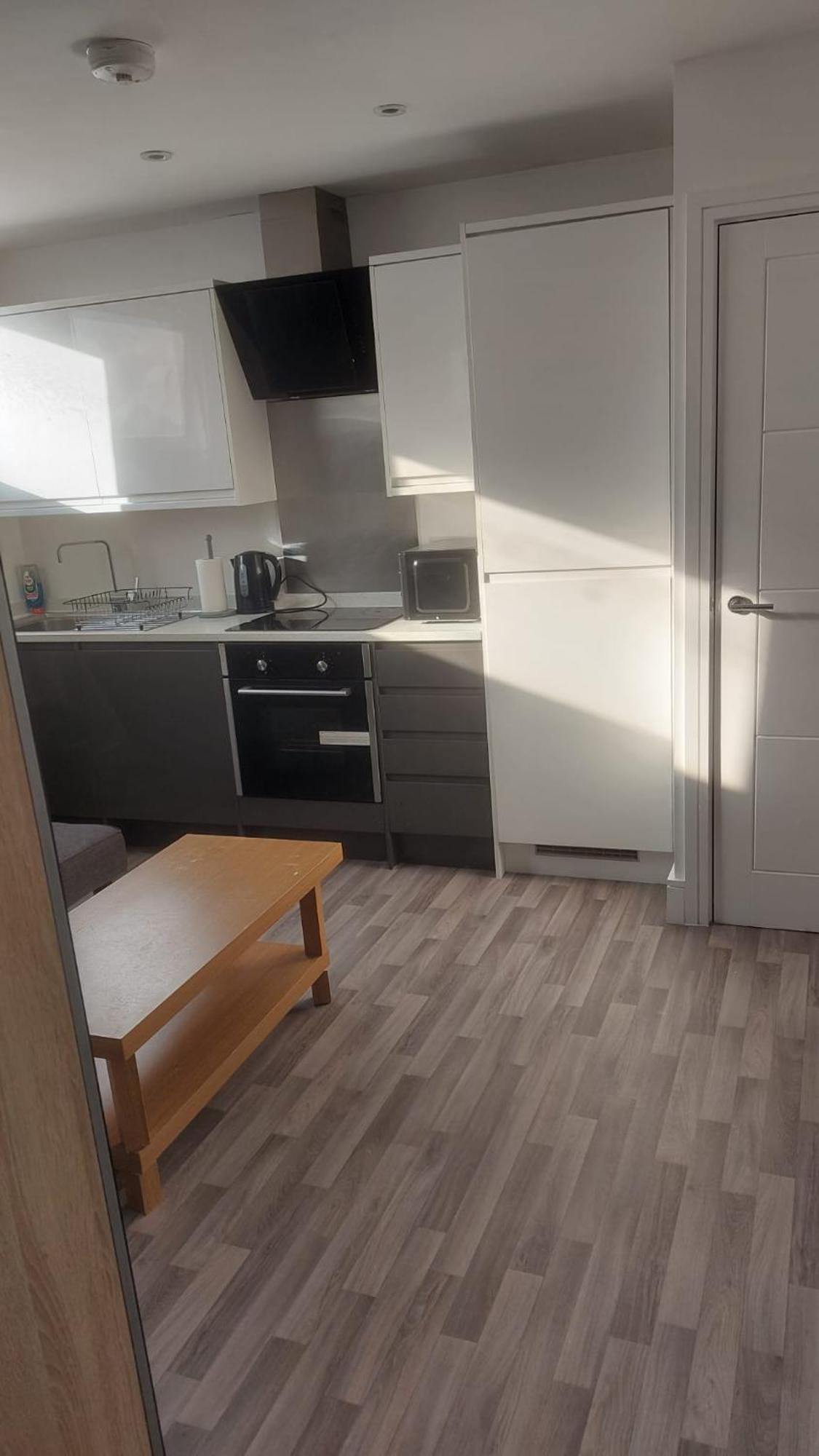 Spacious Studio Maidstone - Redecorated Oct 2023 Экстерьер фото