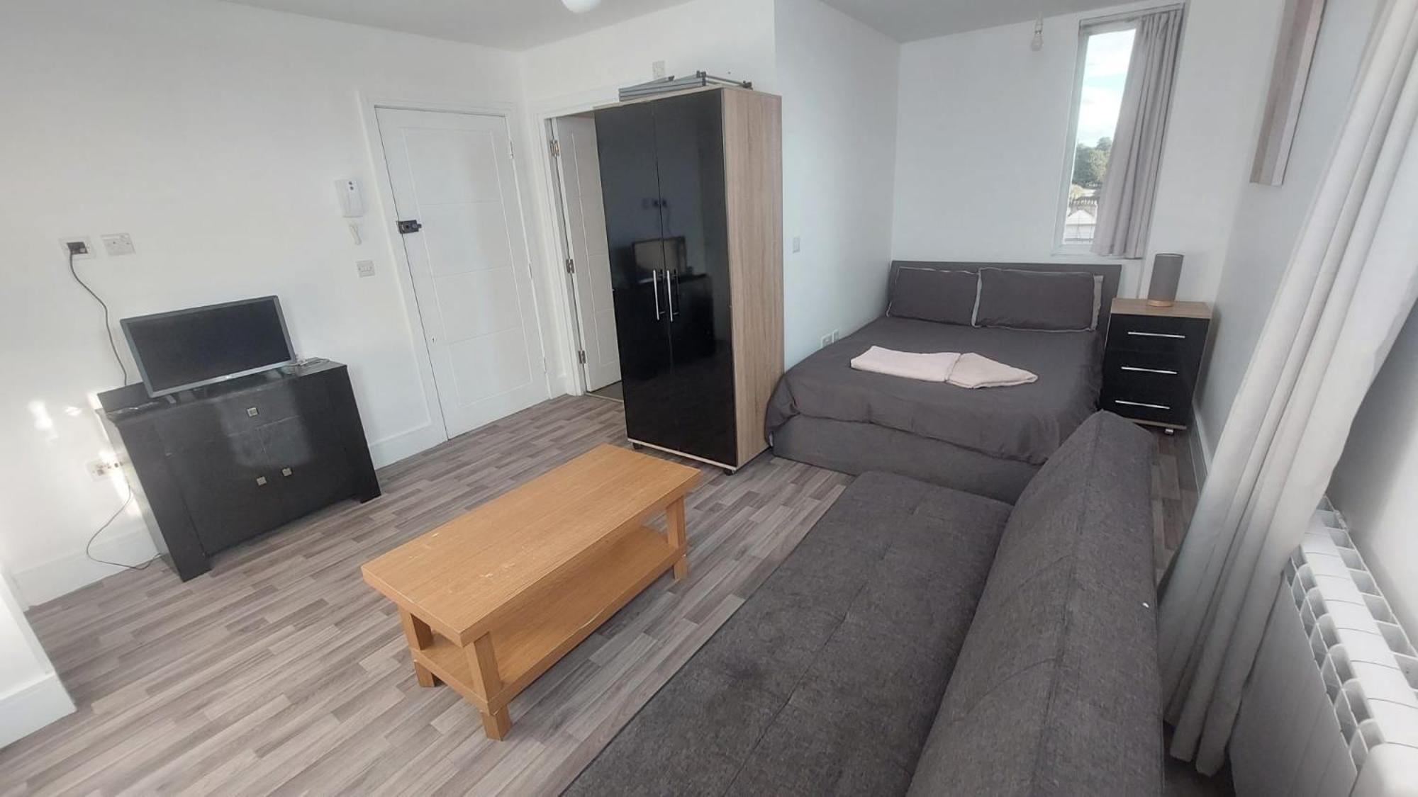 Spacious Studio Maidstone - Redecorated Oct 2023 Экстерьер фото