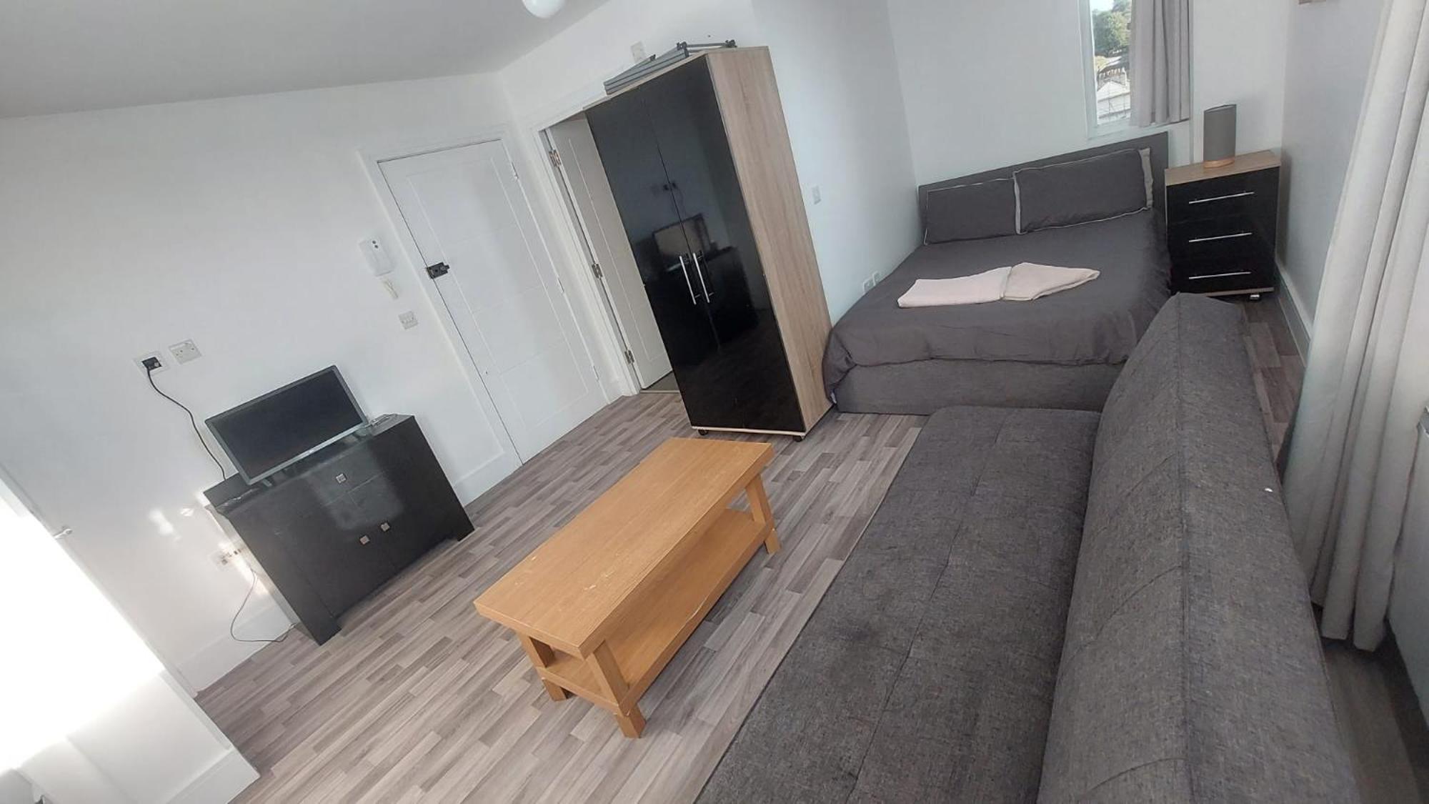 Spacious Studio Maidstone - Redecorated Oct 2023 Экстерьер фото